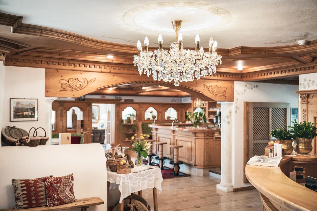 Hotel Chalet Corso サン・ヴィジリオ・ディ・マレッベ エクステリア 写真