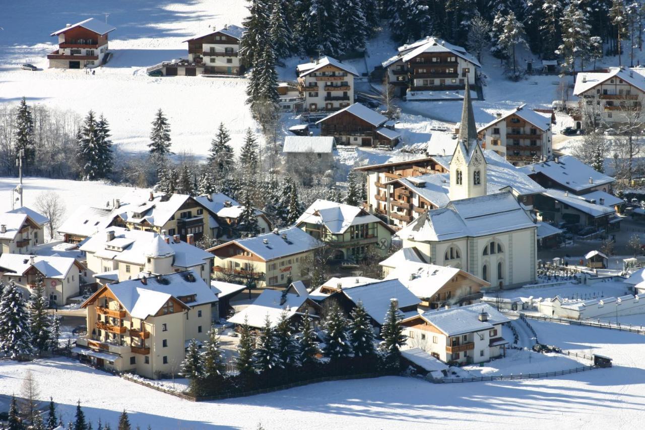 Hotel Chalet Corso サン・ヴィジリオ・ディ・マレッベ エクステリア 写真
