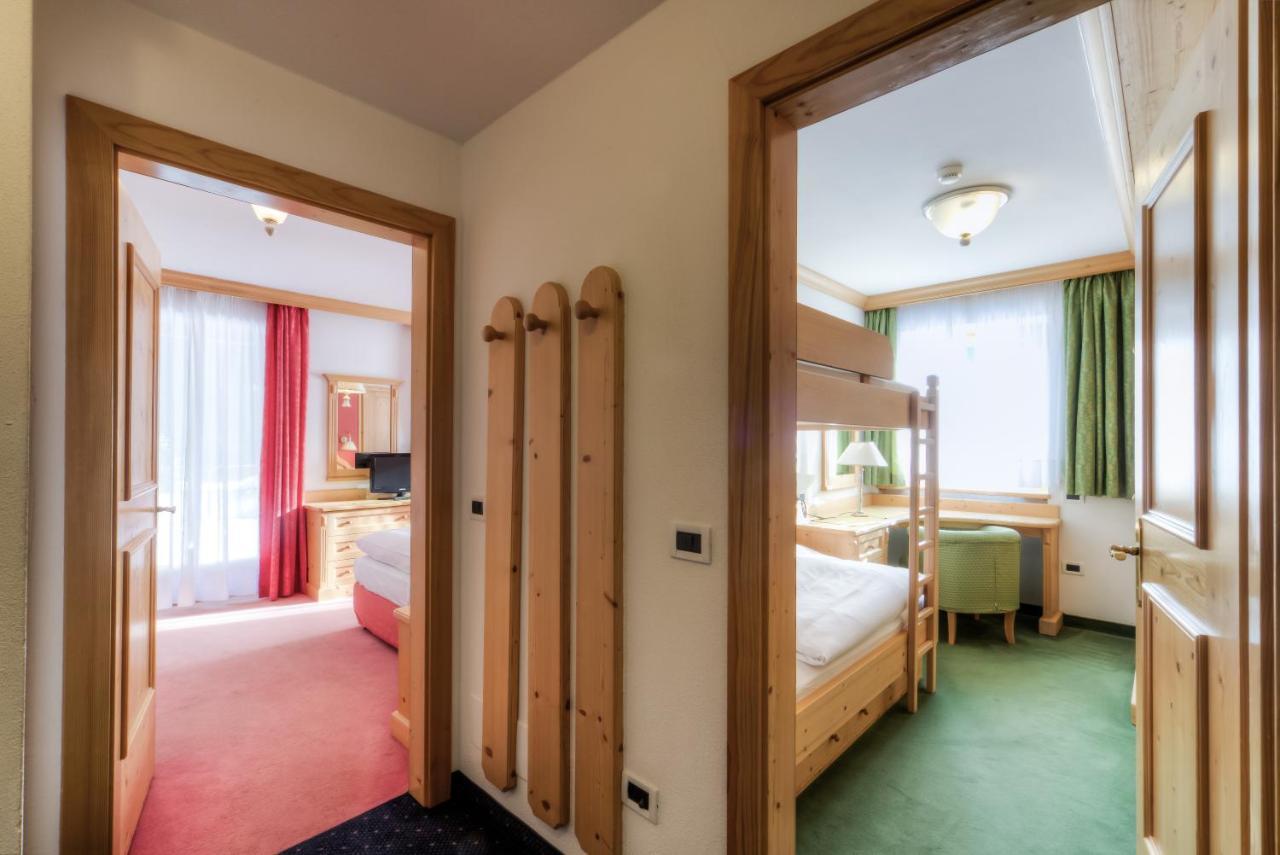 Hotel Chalet Corso サン・ヴィジリオ・ディ・マレッベ エクステリア 写真